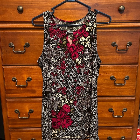 White House/Black Market Tops - White House / Black Market Sleeveless Tunic